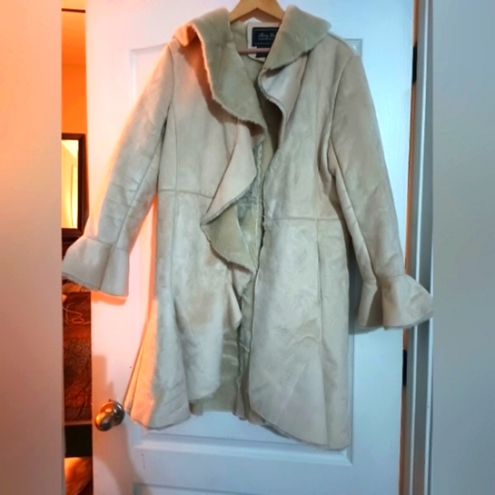 NWOT Terry Lewis Classic Luxuries Cream Faux Suede & Fur Trench Coat Size M V…